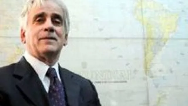 Para Carlos Bastos, es necesario mejorar los precios para las energías alternativas.