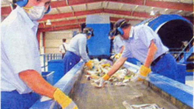 Cada vez son más los jugadores en el mercado de los Residuos Peligrosos.