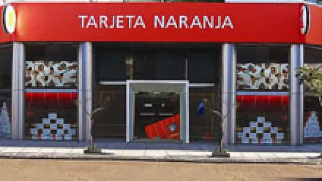 Naranja va por su sucursal Nº 26 en Buenos Aires.