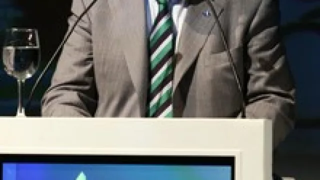 Los industriales creen que navegamos hacia un iceberg (pero la orquesta sigue tocando)