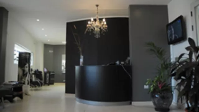 Un “mini shopping” en el corazón de Lomas.