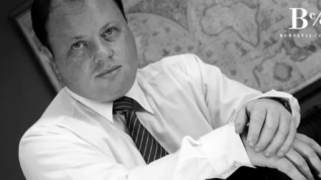 Carranza Torres pone un pie en Bogotá y mira en toda sudamérica.