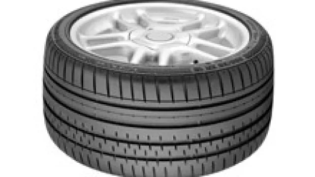 Los neumáticos Continental se instalaron en el medio de los autos.