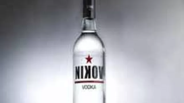 Porta fue premiado en Bruselas por su Vodka Nikov.