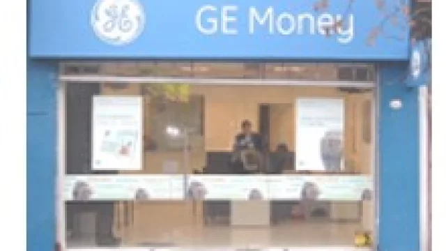 Banco Columbia se multiplica (suma la red de sucursales del GE Money).