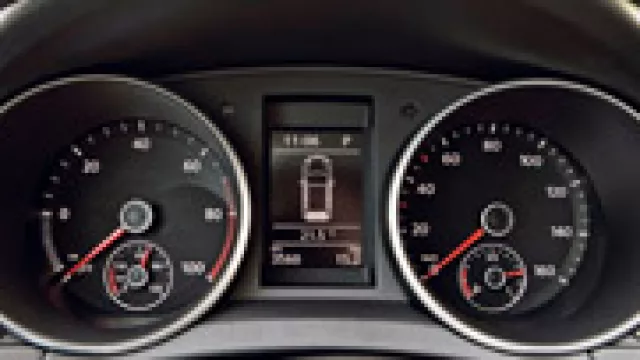 VW Golf Blue e-motion