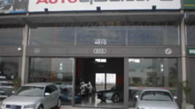 AutoQuattro vende el 90% de sus autos con leasing.