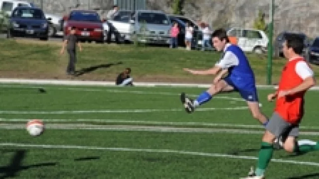 ¡Pumba! Las pelotas de "medio pique" de Dribbling serán las oficiales para este Mundial. Ideal para jugar por abajo y alentar el "tiki-tiki".