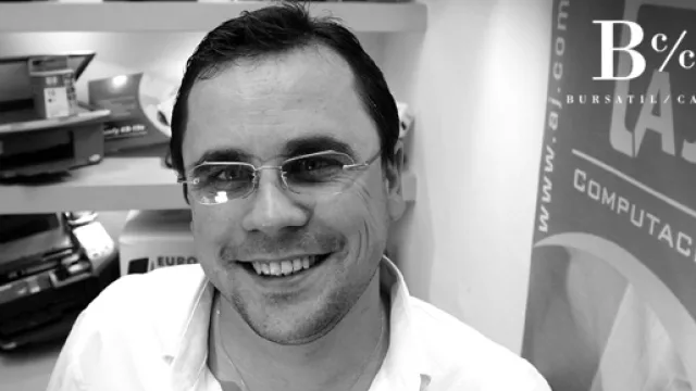 Alejandro Ulanosky, gerente de AJ Computación