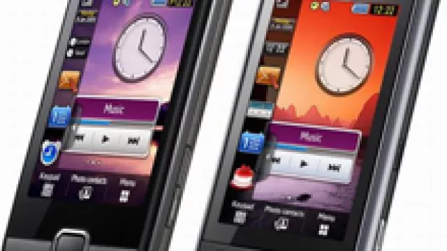 Entre los celulares yanquis crecen los SMS, Blackberry, Apple y las redes sociales