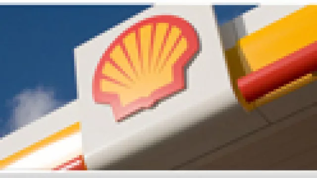 Donde decía YPF, ahora dice Shell (aunque en realidad no dice Shell).