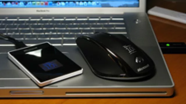 Las primeras fotos del cargador inductivo de Microsoft