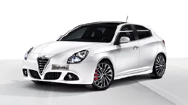 Este es el Alfa Romeo Milano, perdón, Giulietta