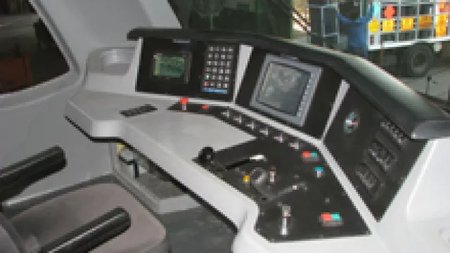 Materfer se diversifica: le venderá zorras a Uruguay (y en diciembre entrega un coche motor a Entre Ríos)