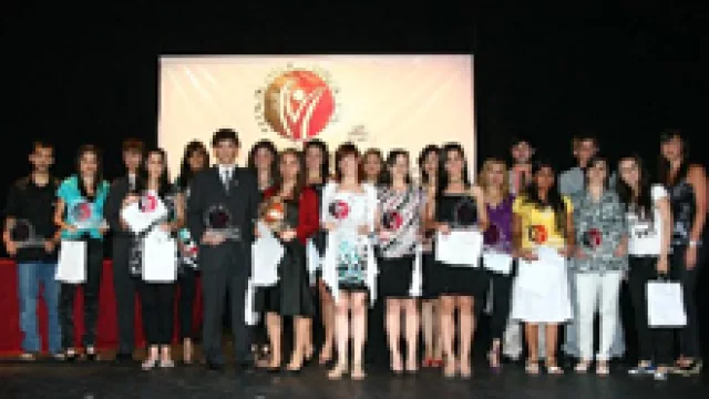 Dos del grupo Fiat (educación y Mío)