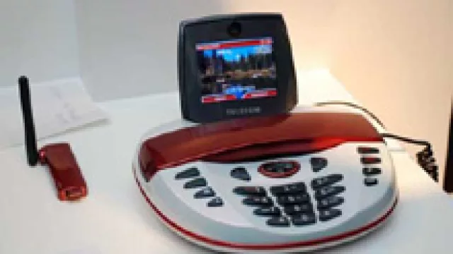 Más de 1 millón de SMS mensuales desde teléfonos fijos.