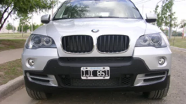 De yapa, breve contacto con la BMW X5