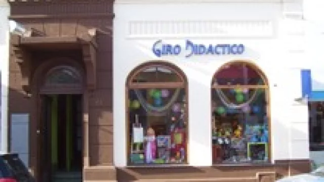 Con dos locales en la ciudad, Giro Didáctico va por el interior cordobés.