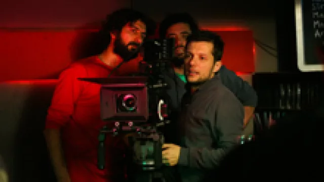 Con un presupuesto de $ 1 millón, se filma De Caravana (una película con la Mona Jiménez)