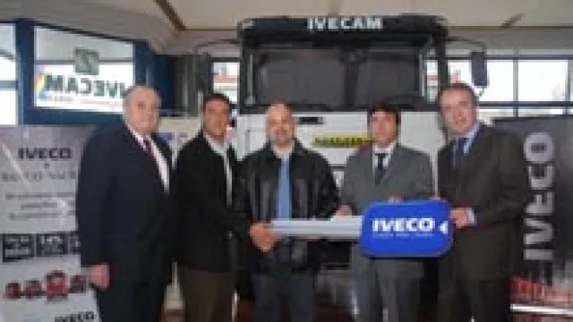 Iveco + Nación Leasing = 100 camiones entregados