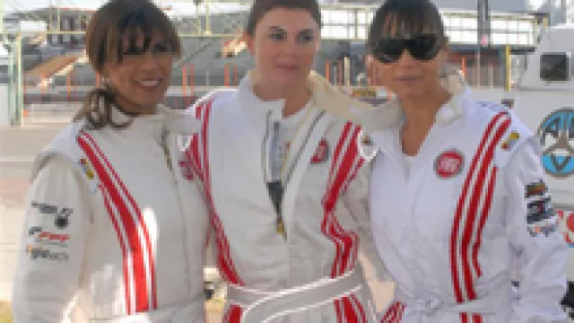 Carrera de famosos por los niños