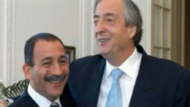 Con Kirchner, ni en fotos...