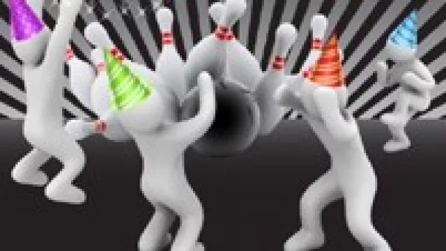 Cená en Bowling Space Bar (y de paso jugá una línea gratis).